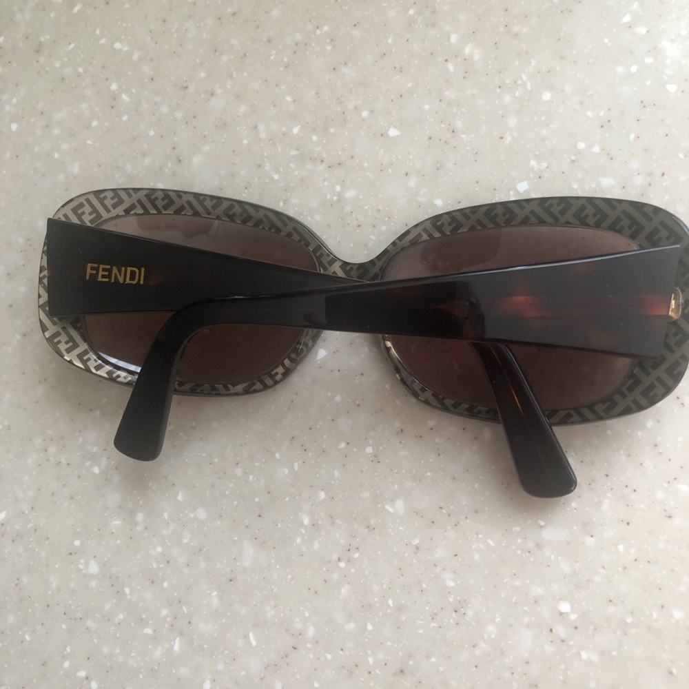 Fendi Black and Brown Sunglasses with Tinted Lenses